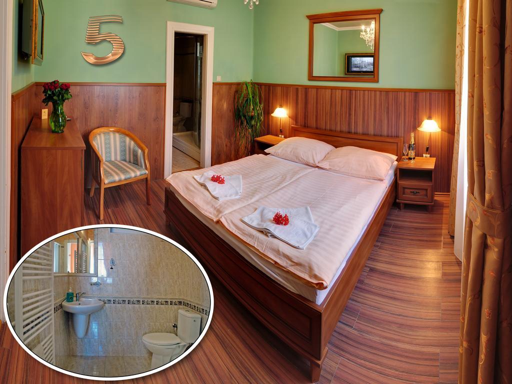 Hotel Bow Garden Komárno Zimmer foto